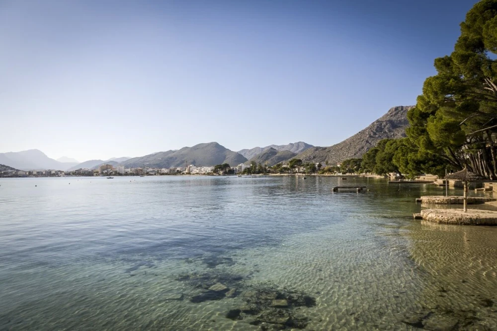 Tranquil bay and crystal clear waters of Port de Pollença, Mallorca